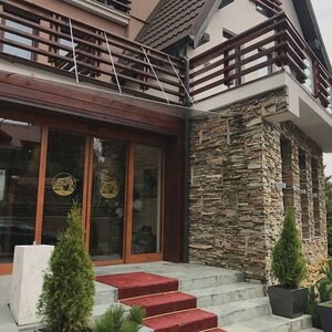 Slate Homa 3D Strips | Dekoratív kő függőleges burkolatokhoz, kültér-belső (10-12/pallet)