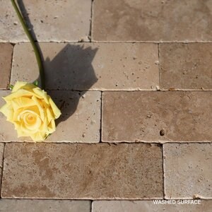 Klasszikus keresztmetszetű domború travertin, 7,5 x 20,3 x 1 cm