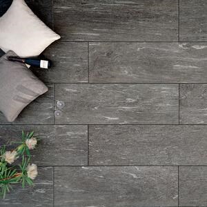 Szintezett kő L'ALTRA PIETRA Harena Calanca Dark, 40 X 80 X 2 cm, R11 - Csúszásmentes kültéri használatra