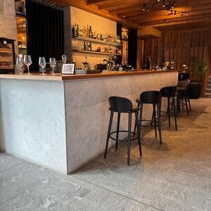 Szintezett kő L'ALTRA PIETRA Colosseo Grigioni, 60 X 60 X 2 cm, R11 - Csúszásmentes kültéri használatra