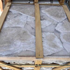 Crazy Paving Classic bukfencezett travertin (9-10 db/m²)