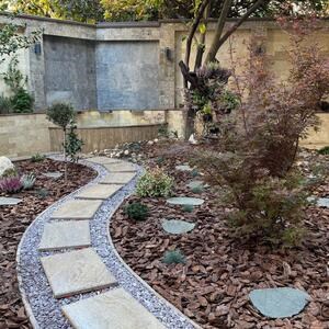 Latte Brushed & Chiseled Edge PREMIUM travertin, 61 x 40,6 x 3 cm