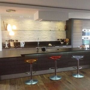 Tiszta fehér márvány falburkoló panel, 15 x 60 cm