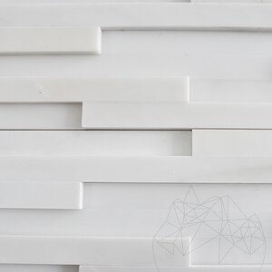 Arctic White csiszolt márvány falburkoló panel, 15 x 60 cm