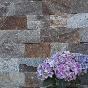Slate Rusty Brown Natur, 10 cm x LL | Dekoratív kő - függőleges csempe, Kültéri-kültéri burkolat