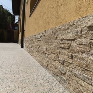 Lemone kvarcit falburkoló panel, 15 x 60 x 1-2 cm