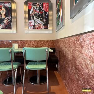 Ópium vörös töltött és polírozott travertin tábla, 2 cm