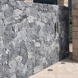 Rock Face Fekete poligonális márvány