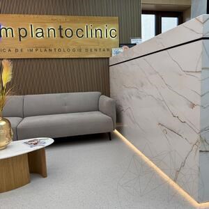 Vörös erezetű csiszolt márványlap, 2 cm