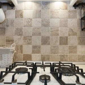 Classic Cross Cut Tumbled Travertin, 10 x 10 x 1 cm
