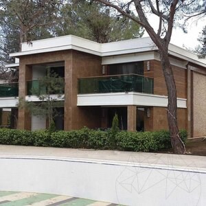 Noce Cross Cut csiszolt travertin, 61 x 30.5 x 1.2 cm