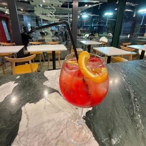 Csiszolt Verde Paradiso márványlap, 2 cm