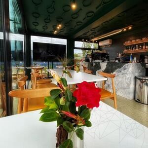 Csiszolt Verde Paradiso márványlap, 2 cm