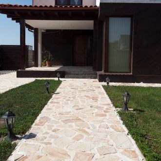 Rhodos Lespezi sokszögletű pala Rhodos Lespezi - Természetes kő burkolatokhoz, kerti lépcsőkhöz, utakhoz (1 nm = 3-5 db)