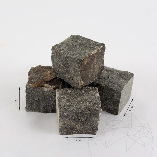 Antracit Splitface gránit macskakő, 7 x 7 x 7 cm, 1 tonna = 5-6 m2