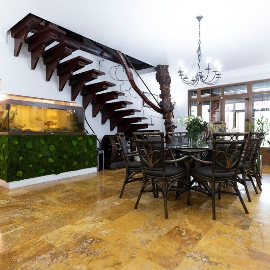 Sárga keresztmetszetű csiszolt travertin, 61 x 30,5 x 1,2 cm