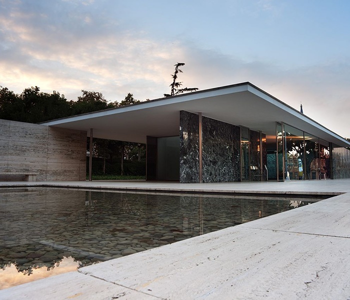 Barcelona pavilon | Mies Van Der Rohe | Tervezési ihletet márvány, vörös ónix és travertin