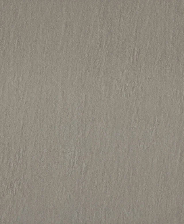 Szintezett kő L'ALTRA PIETRA Graffiti Grigio, R10, 60 X 60 X 2 cm, R10 - Csúszásmentes kültéri használatra