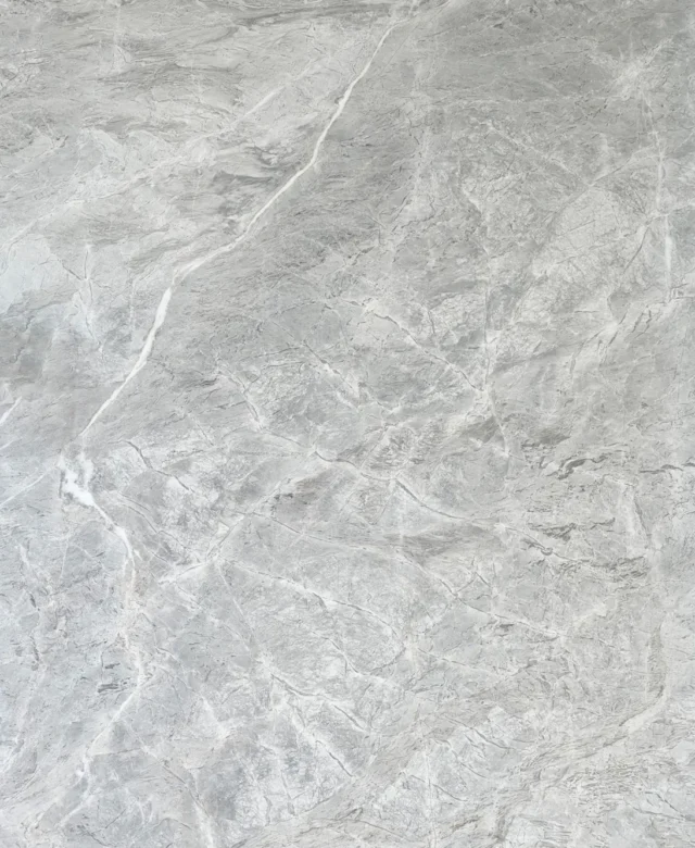 Fendi kék csiszolt márványlap, 2 cm
