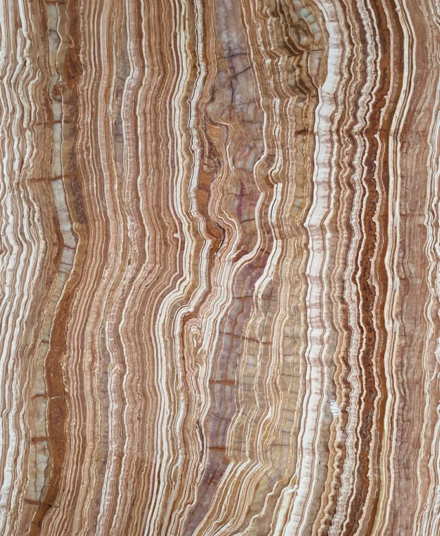 Csiszolt onyx tigrispalánk, 2 cm