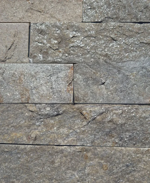 Slate Sahara Natur, 5 cm x LL x 1.3cm | Dekoratív kő - függőleges csempe, kültéri-kültéri